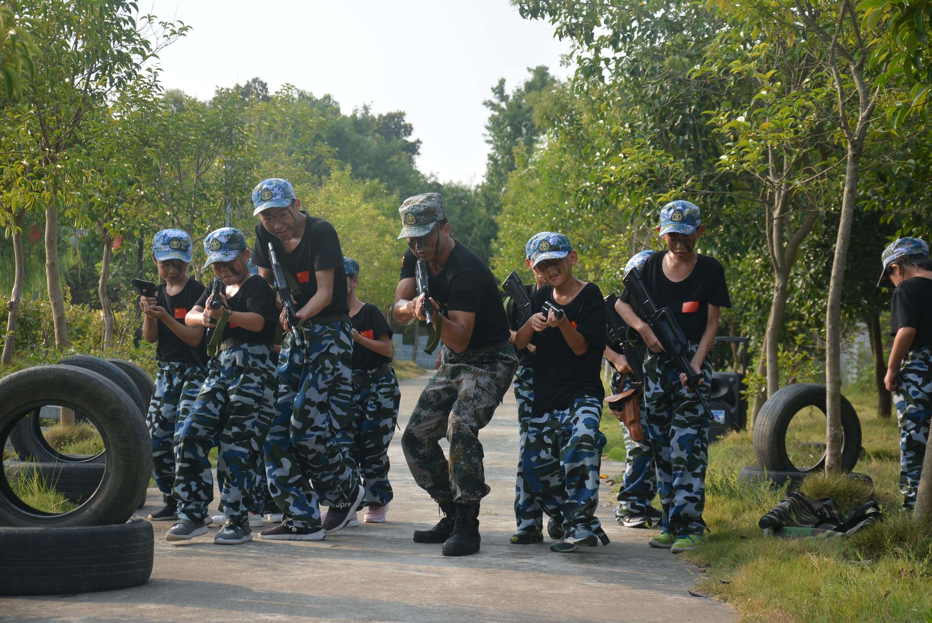 武漢軍事西點(diǎn)夏令營