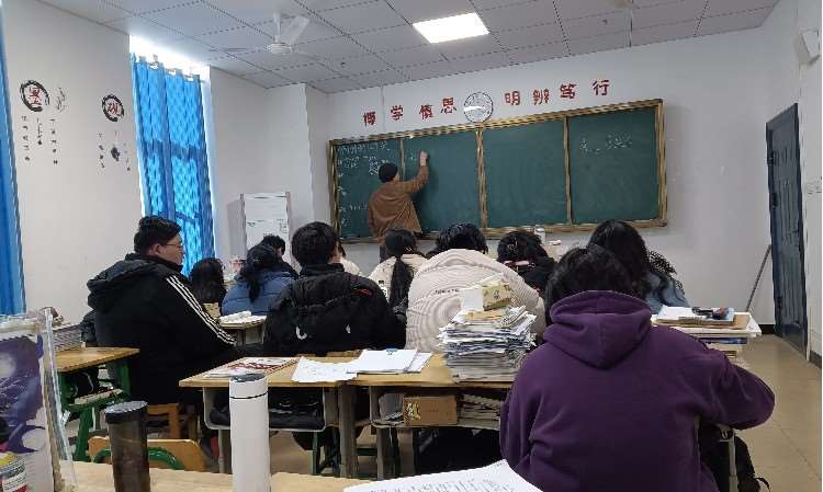 日语学员