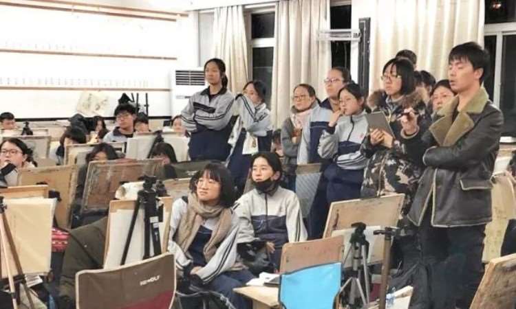 学员上课