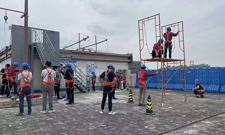 上课