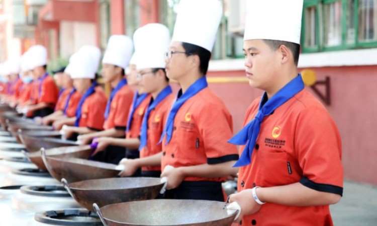 中餐学生上课