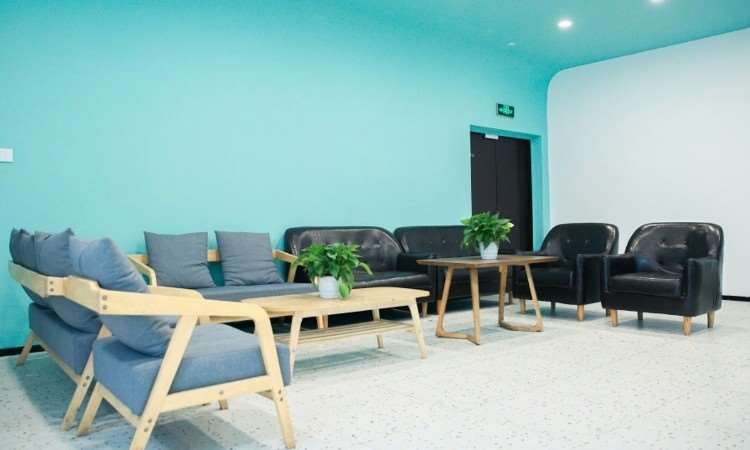 富春校区环境图