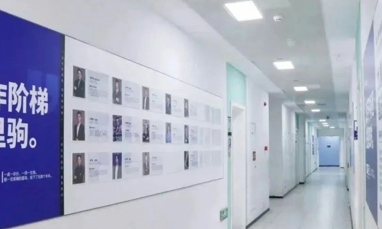 富春校区环境图