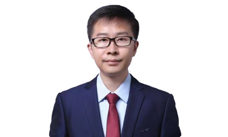 管综：王翔