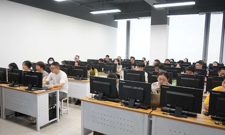学生上课