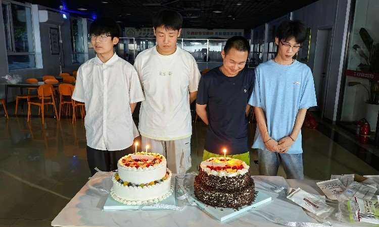 生日会
