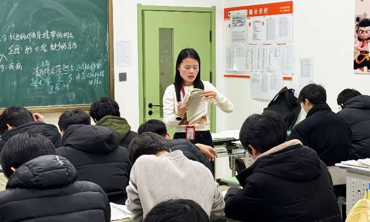 启梦学林单招集训上课实拍