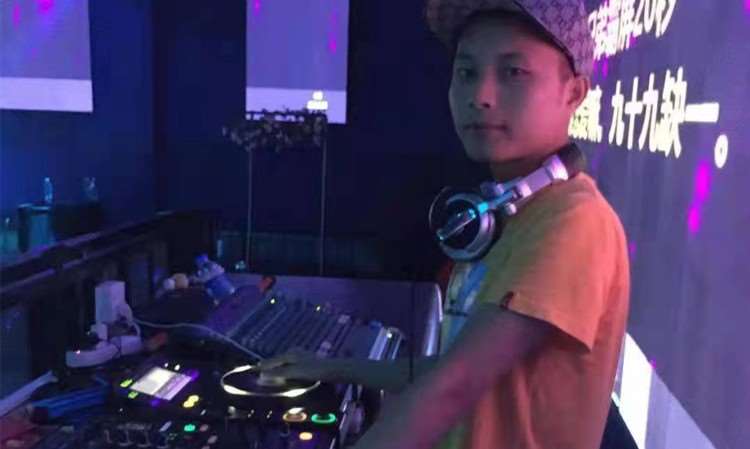 毕业上班学员照片