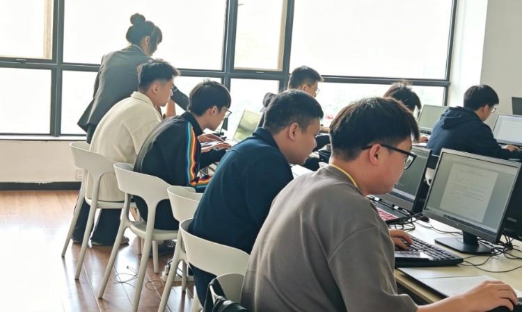 上课照片