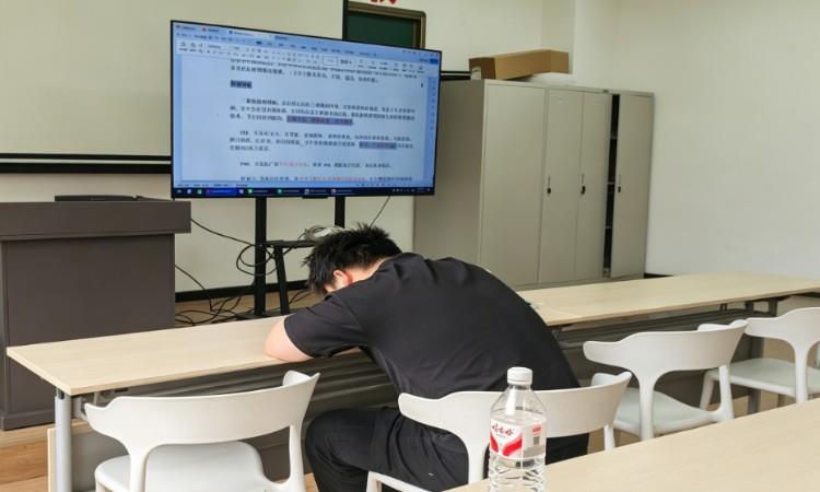 上课照片