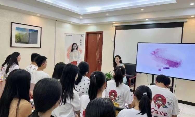 上课照片