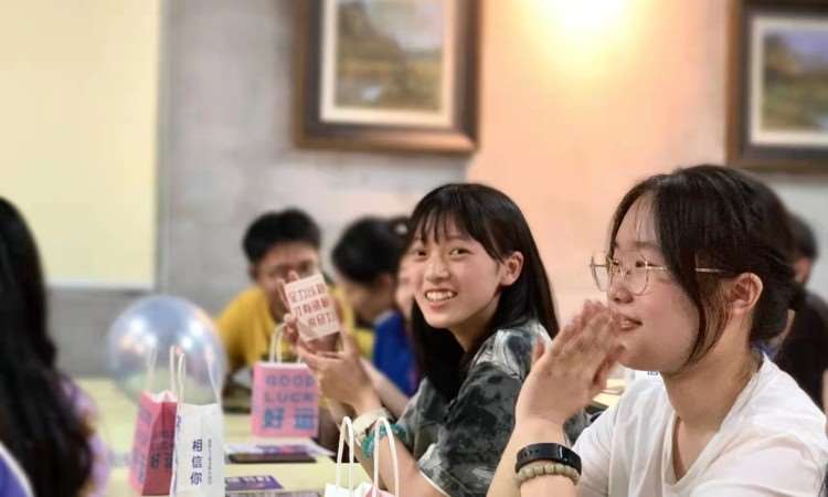 生日会