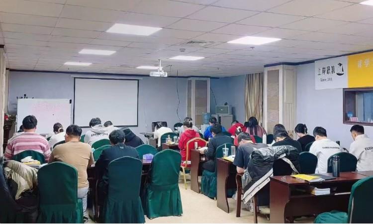 上课照片