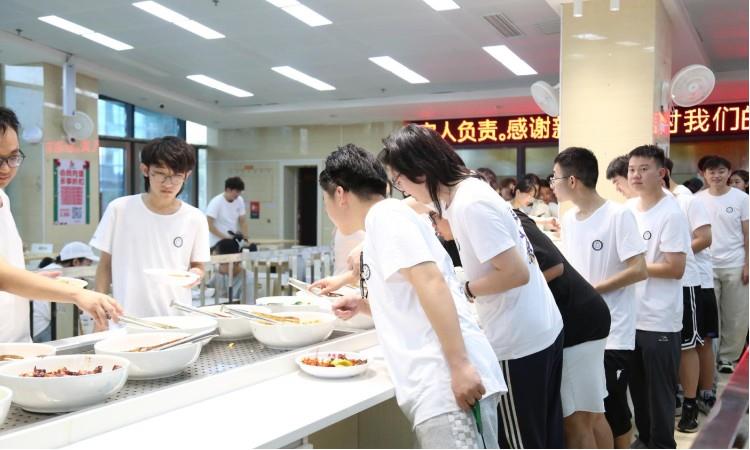 食堂环境