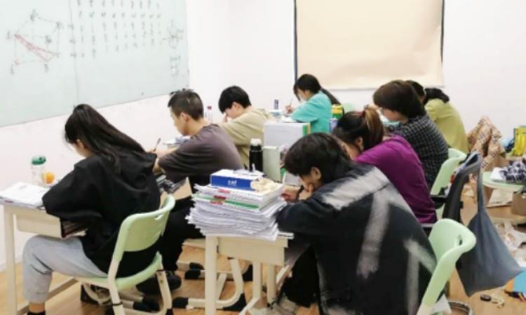 上课照片