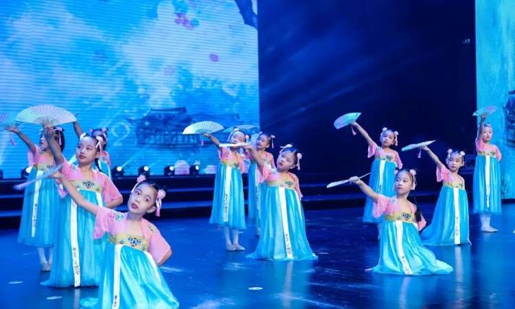 木兰艺 10 周年艺术盛典专场汇演