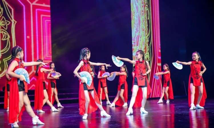 木兰艺 10 周年艺术盛典专场汇演