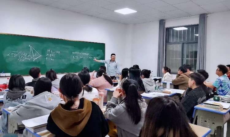 上课照片