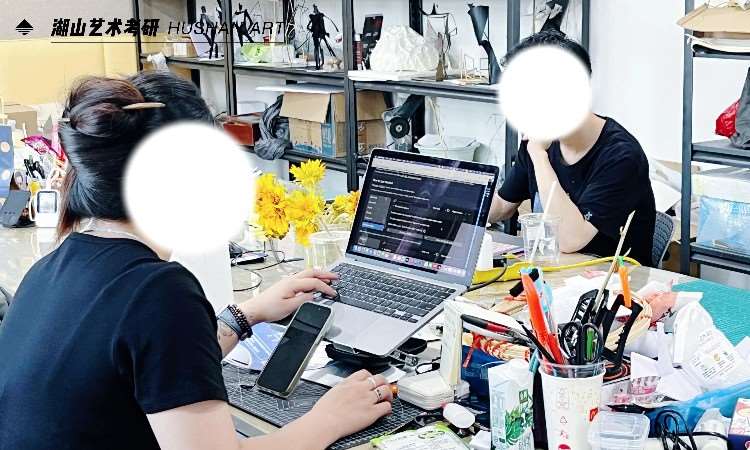 公共艺术上课照片