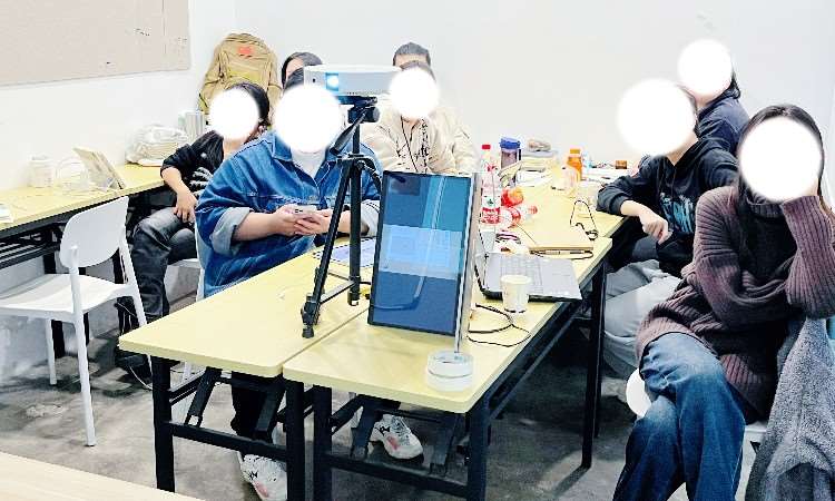 学硕上课照片