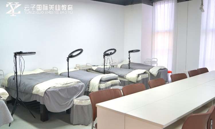 校区环境