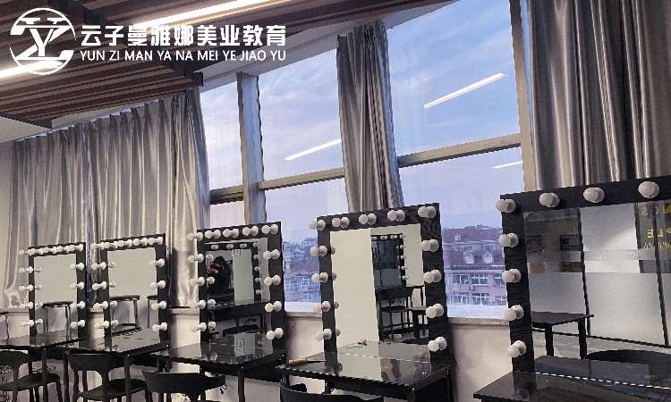 校区环境