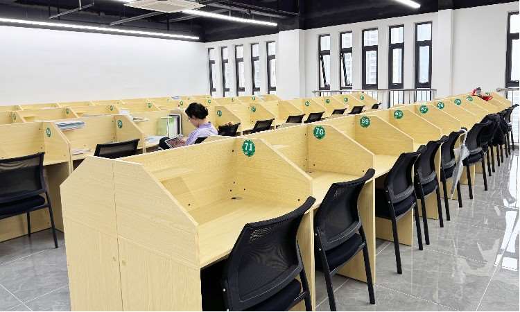 高新校区-自习室
