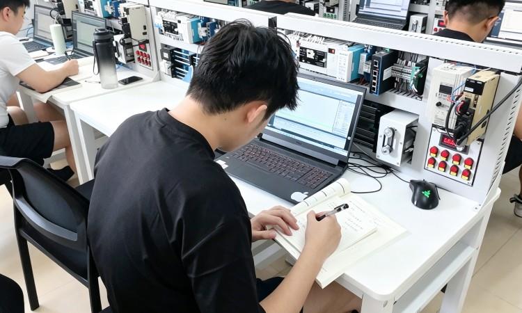 上课照片
