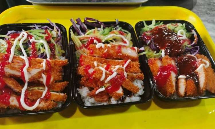 石家庄脆皮鸡饭